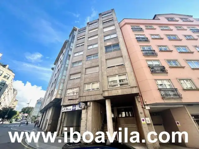 Pis amb ascensor en venda a Rúa Doutor Loureiro Crespo 88