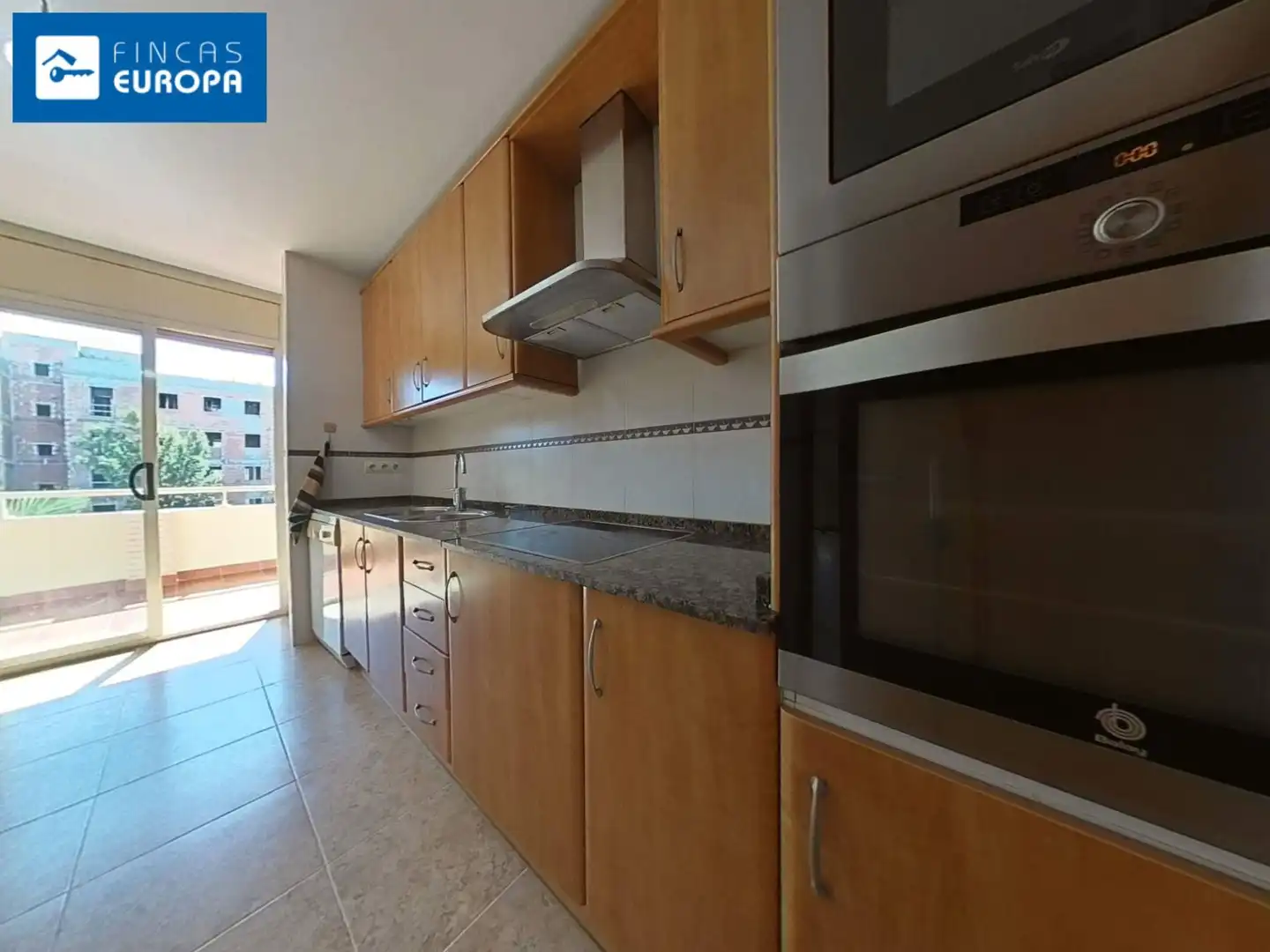Cuina de Pis en venda en Salou amb Calefacció, Terrassa i Traster
