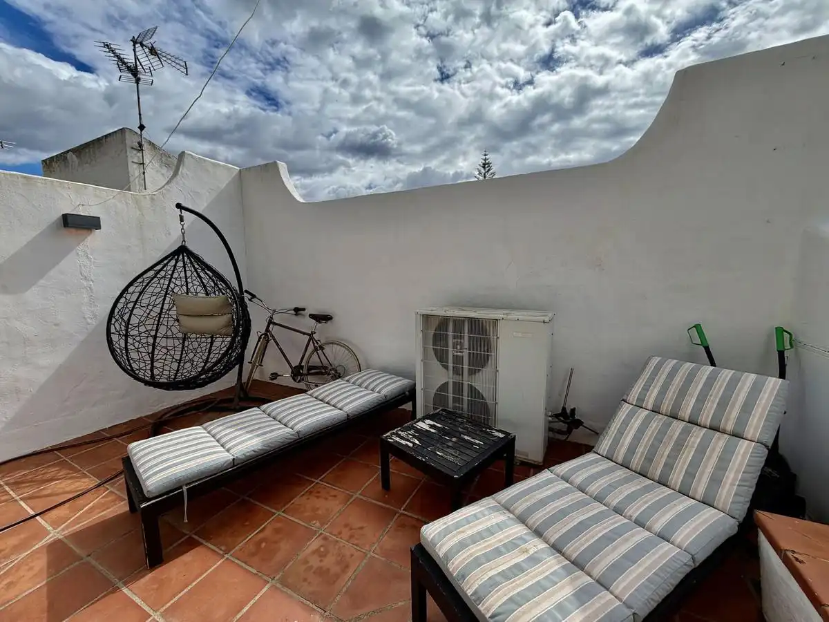 Terrassa de Casa adosada en venda en Marbella amb Aire condicionat, Jardí privat i Terrassa