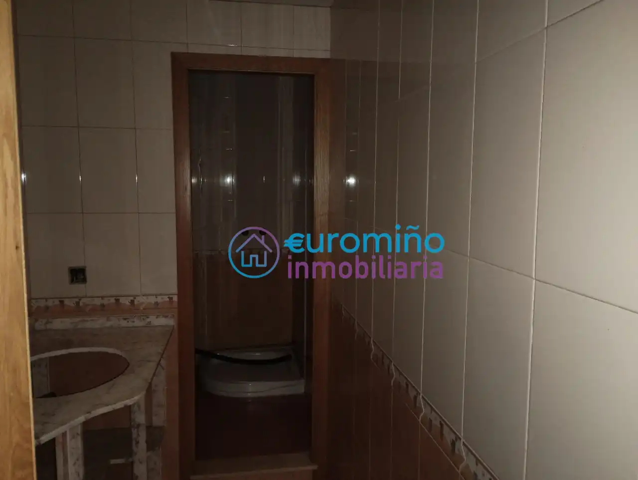 Bathroom of Commercial properties for rent in Salvaterra de Miño