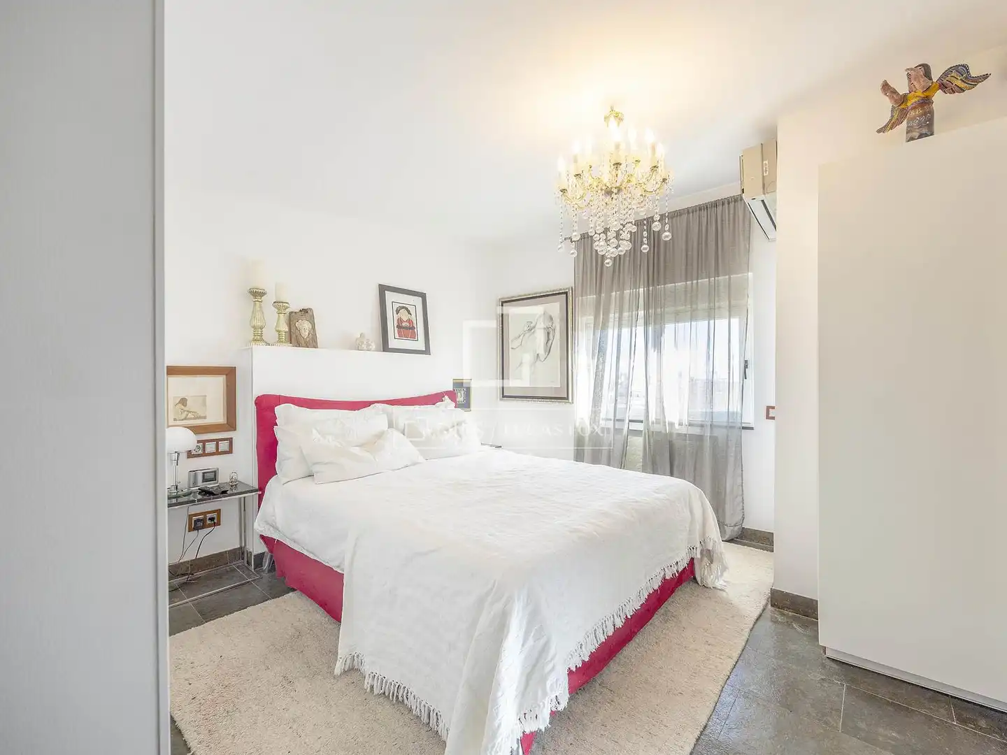 Schlafzimmer von Dachboden zum Verkauf in Valencia del Ventoso mit Klimaanlage, Terrasse und Balkon