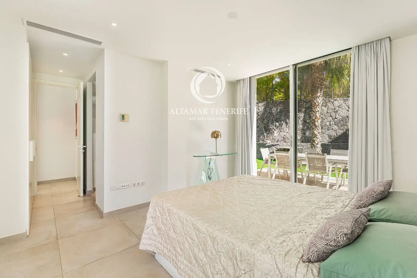 Habitación de Casa o chalet de alquiler en Guía de Isora con Terraza, Trastero y Piscina