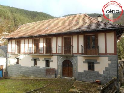 Exterior view of Country house for sale in Uztárroz / Uztarroze  with Private garden and Terrace