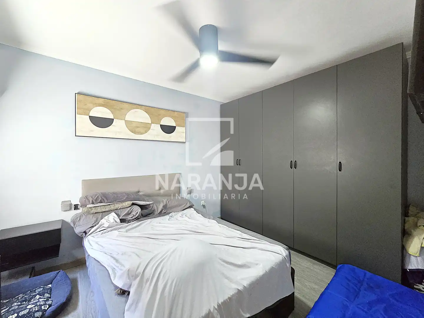 Habitación de Ático en venta en Santa Coloma de Gramenet con Aire acondicionado, Parquet y Terraza