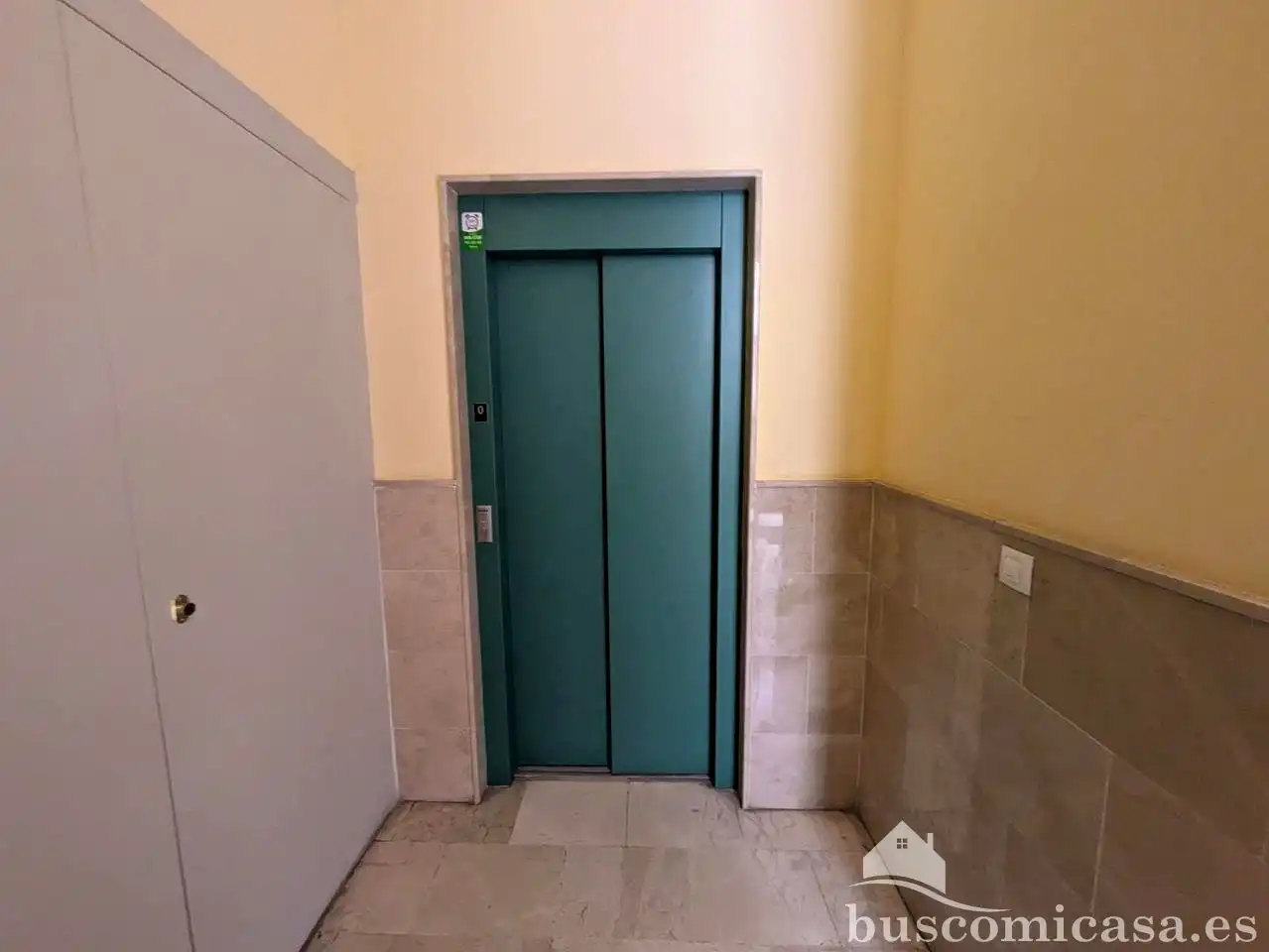 Piso de alquiler en De Los Bomberos, Centro ciudad