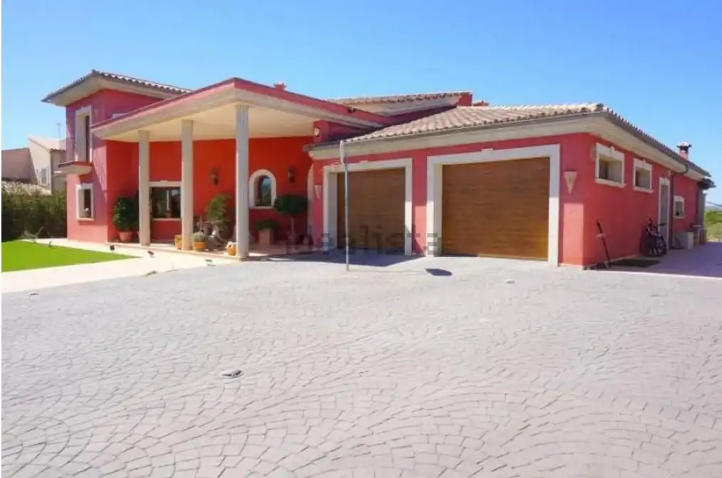 Casa o xalet en venda a Es Garrovers