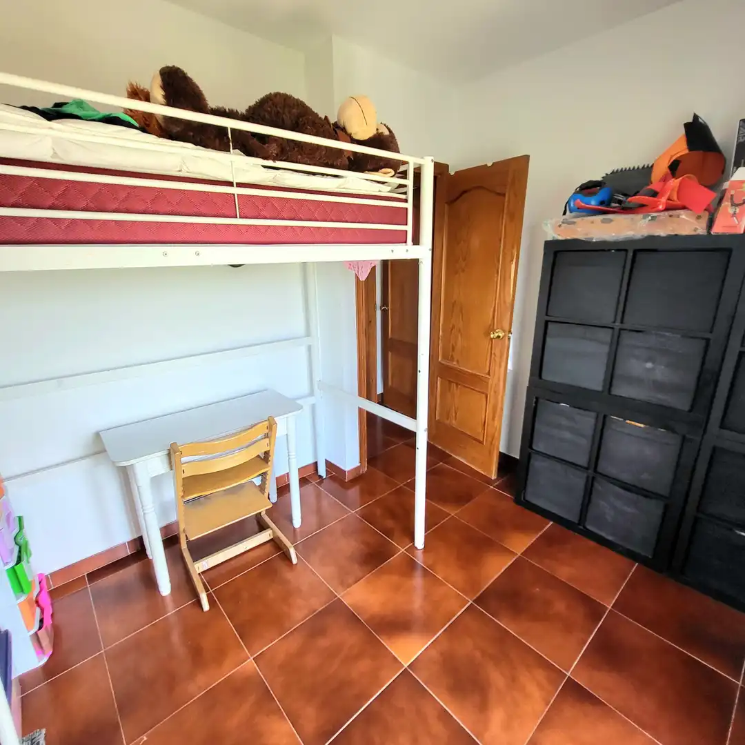 Dormitori de Casa adosada en venda en Manilva amb Terrassa i Moblat
