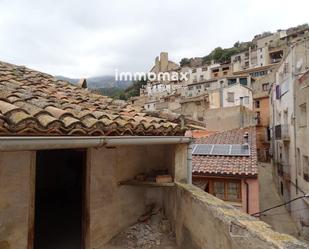 Vista exterior de Casa o xalet en venda en Paüls amb Terrassa