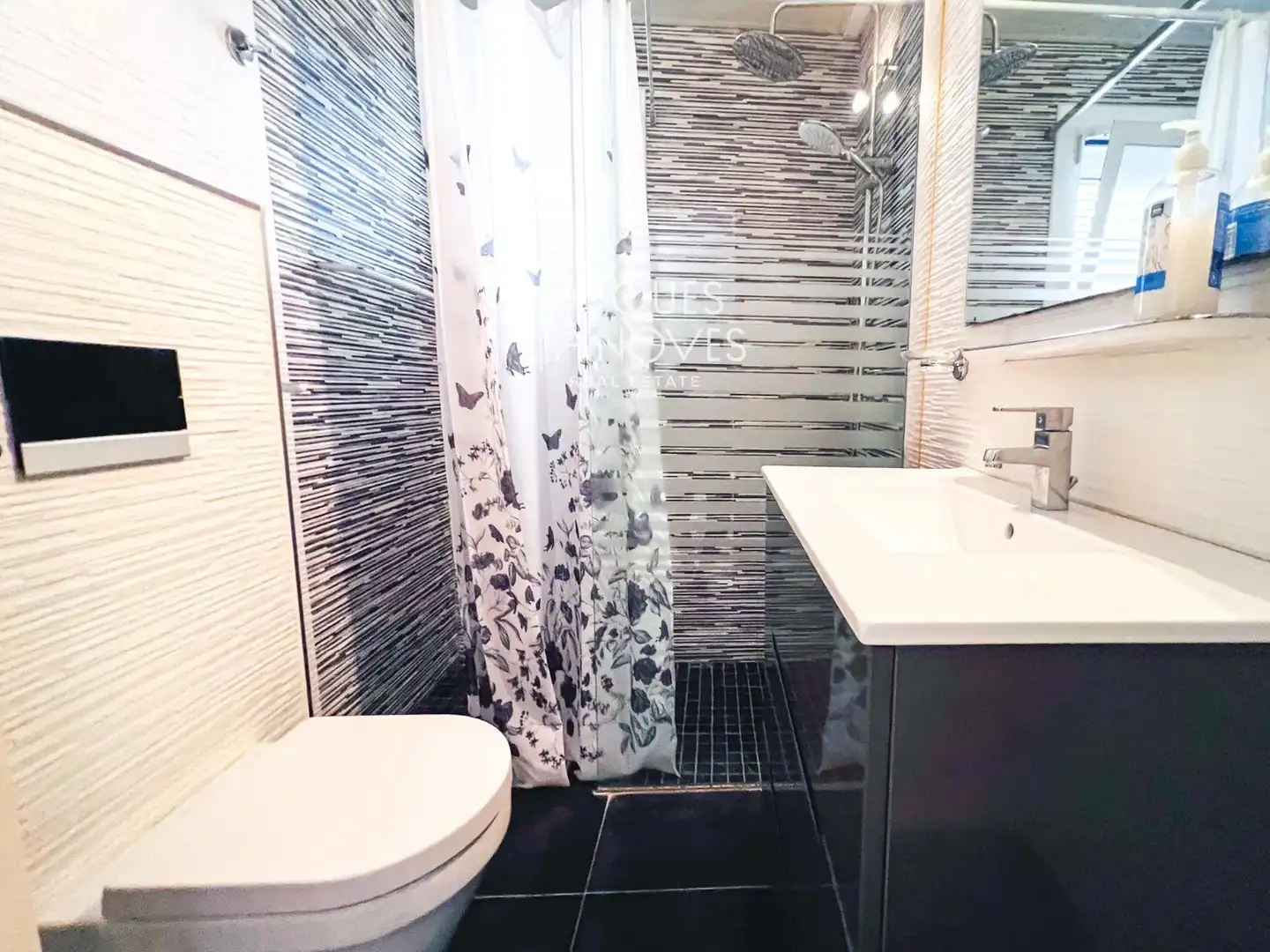 Bathroom of Duplexes for sale in Tossa de Mar  with Air Conditioner, Terrace and Furnished