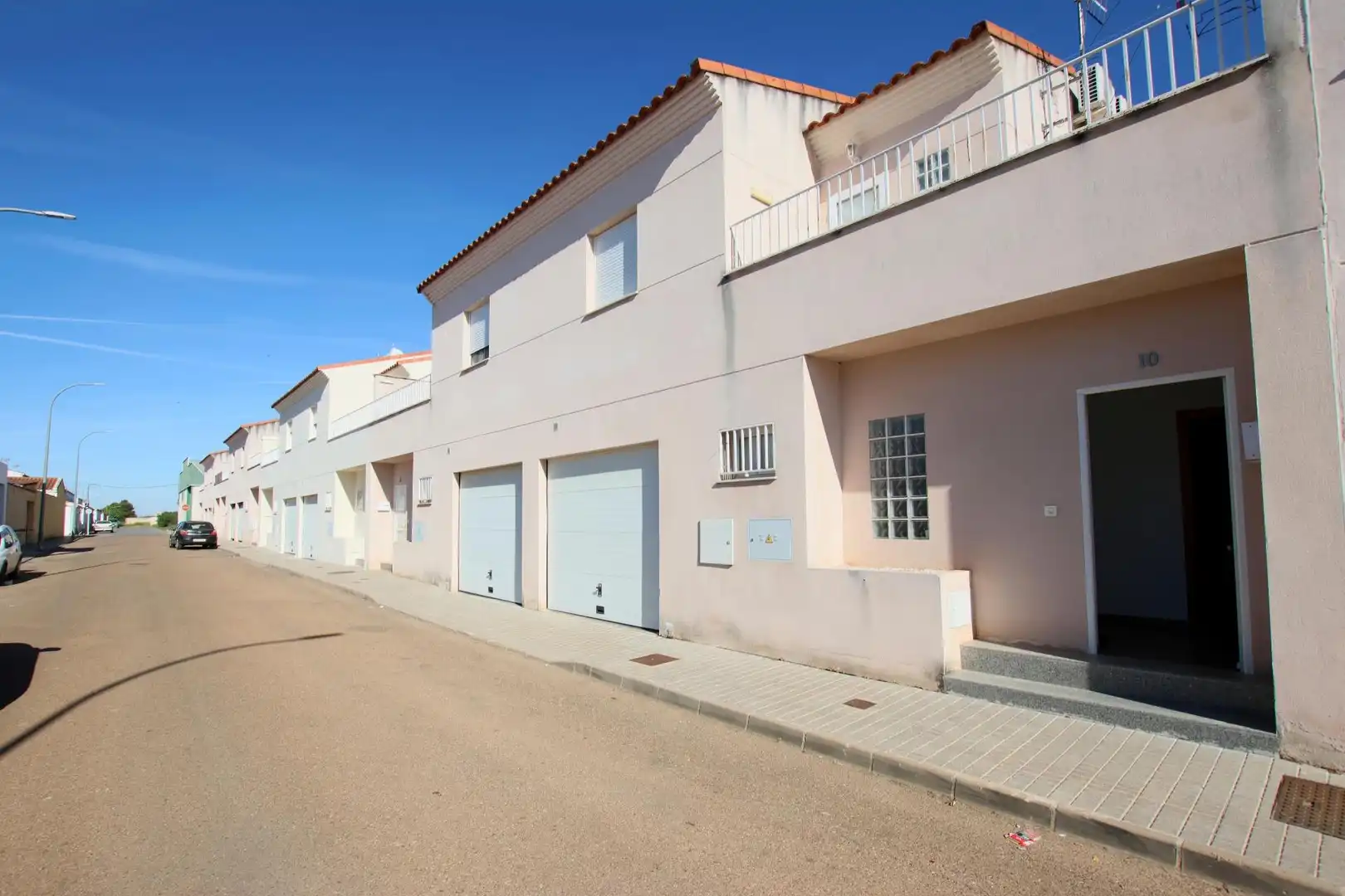 Exterior view of Houses for sale in Guadiana
