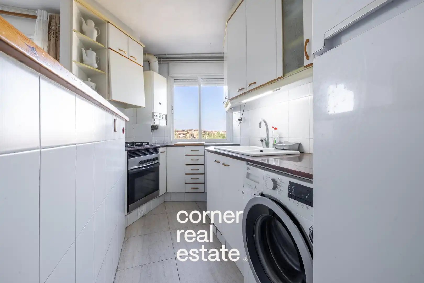 Kitchen of Flat for sale in Sant Cugat del Vallès  with Heating, Terrace and Balcony