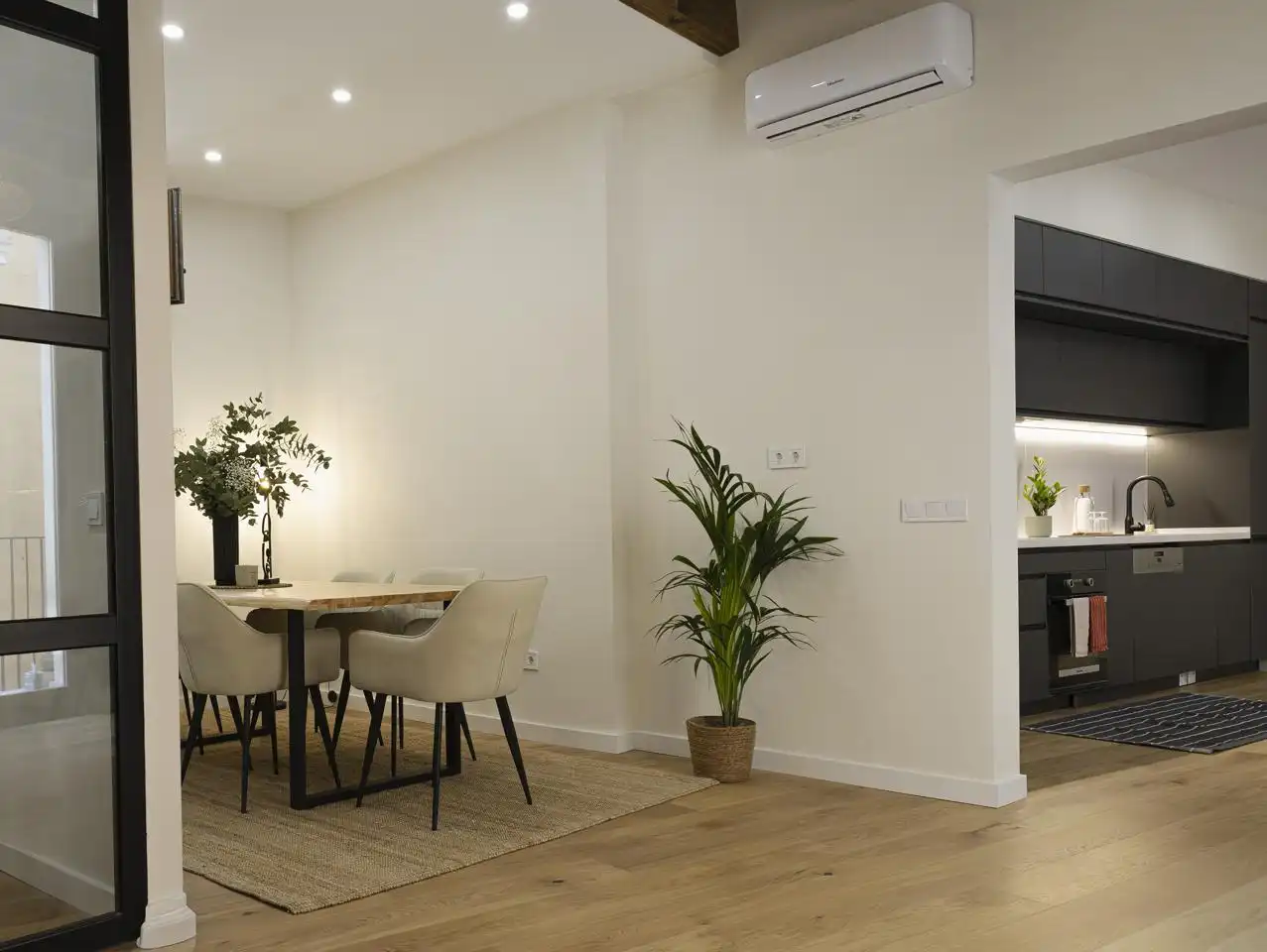 Esszimmer von Maisonette zum Verkauf in  Palma de Mallorca mit Klimaanlage, Terrasse und Möbliert
