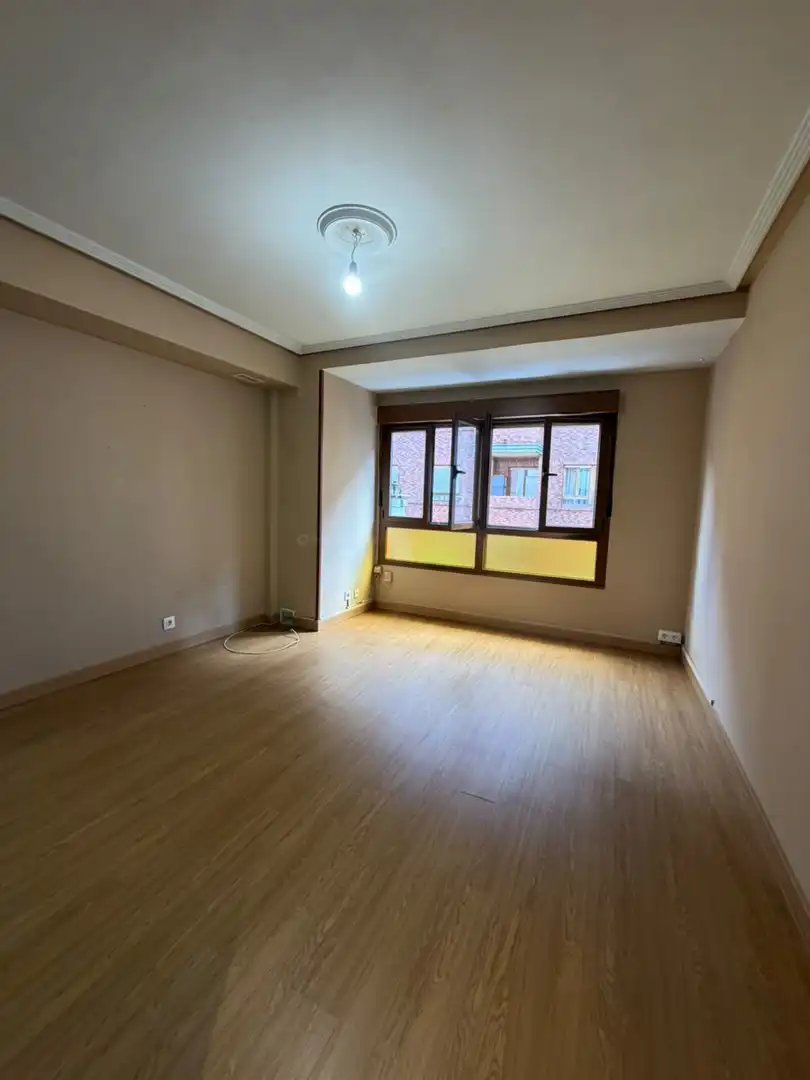 Bedroom of Flat for sale in Langreo  with Heating and Storage room
