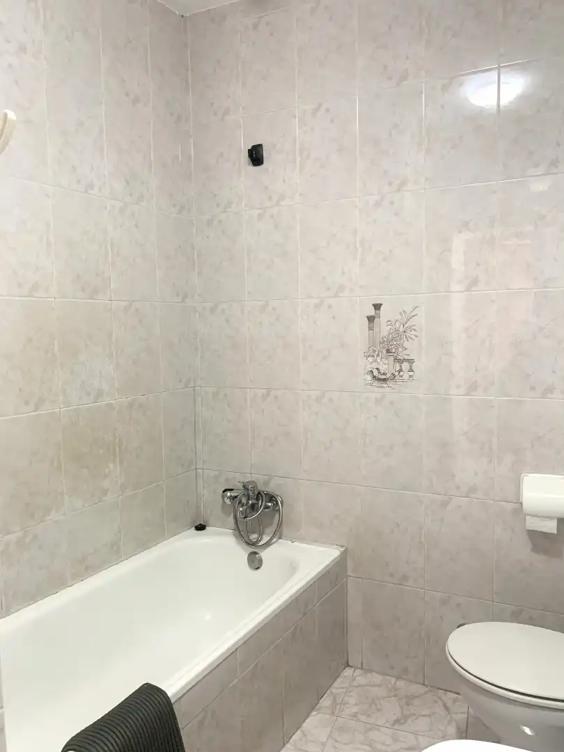 Badezimmer von Einfamilien-Reihenhaus zur Miete in Guadarrama mit Heizung, Privatgarten und Terrasse