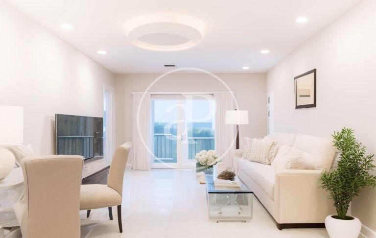 Photo 1 of Flat for sale in Pl. D'hondures, Ciutat Jardí, Valencia