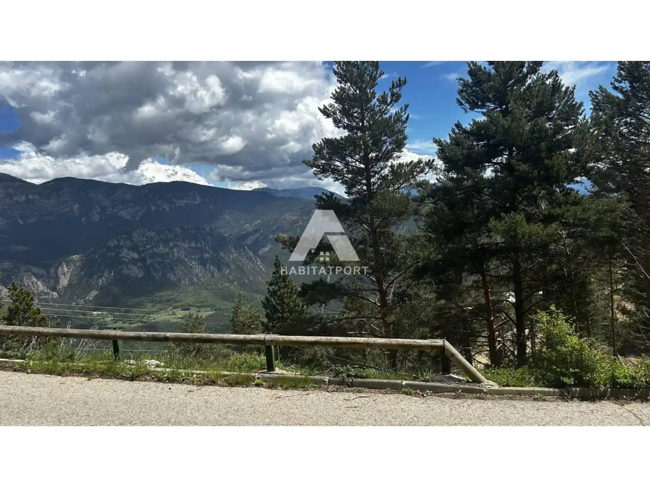 Residential zum Verkauf in La Coma i la Pedra