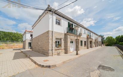 Exterior view of Single-family semi-detached for sale in El Escorial  with Air Conditioner and Balcony