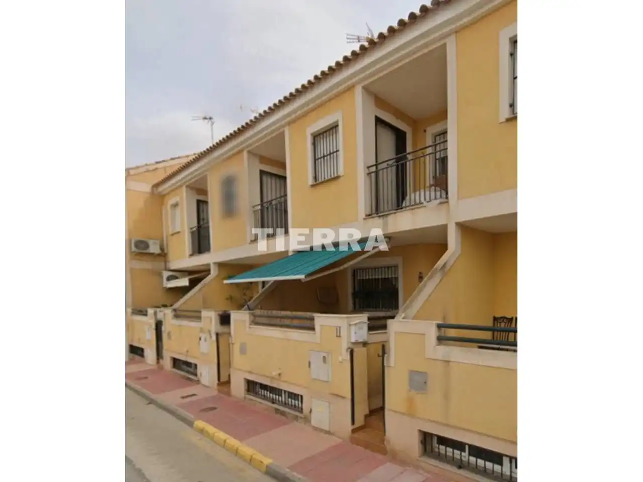 Maison mitoyenne à vendre à Calle Río Besos