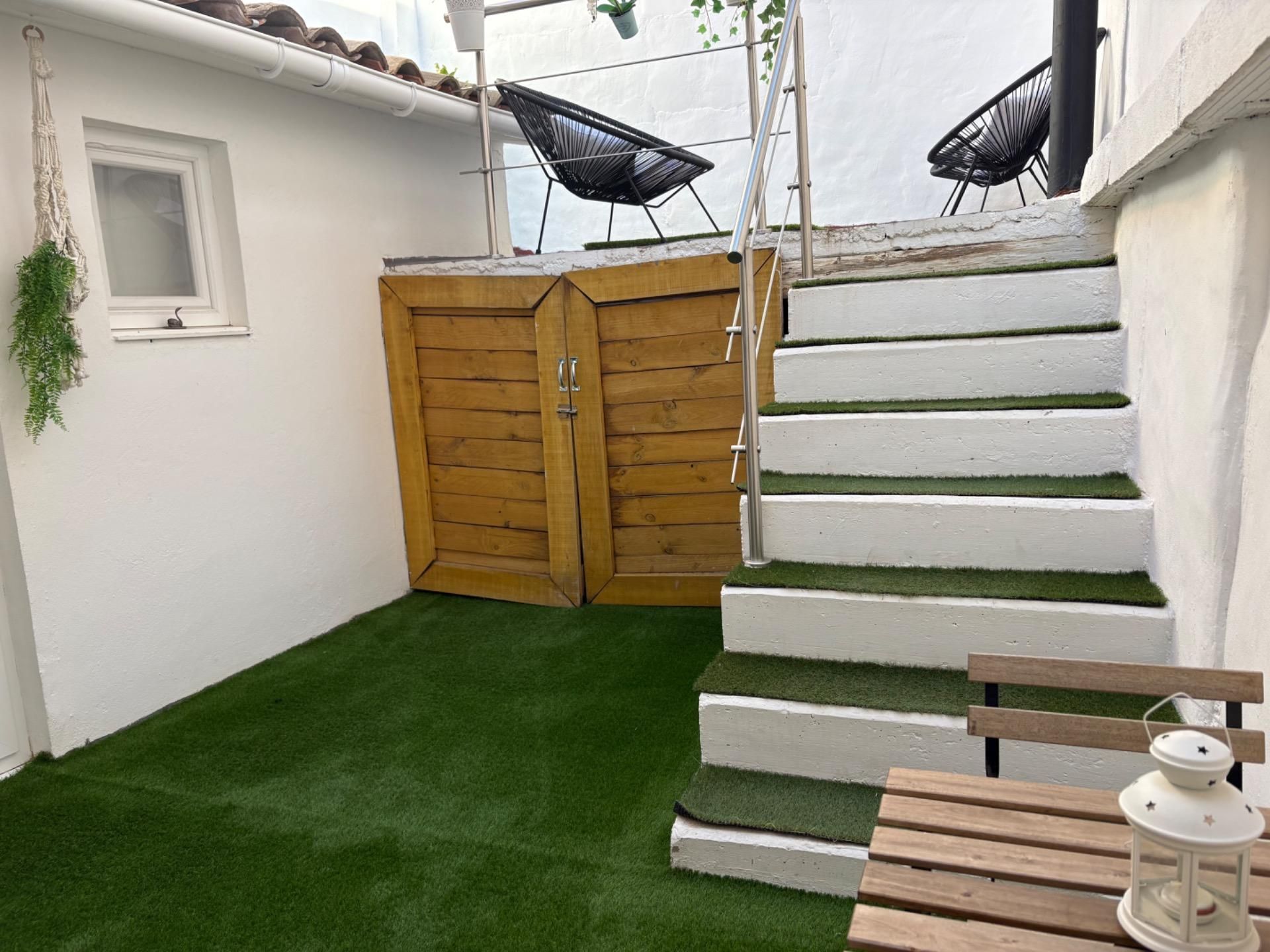 Terrace of House or chalet for sale in Alagón  with Air Conditioner