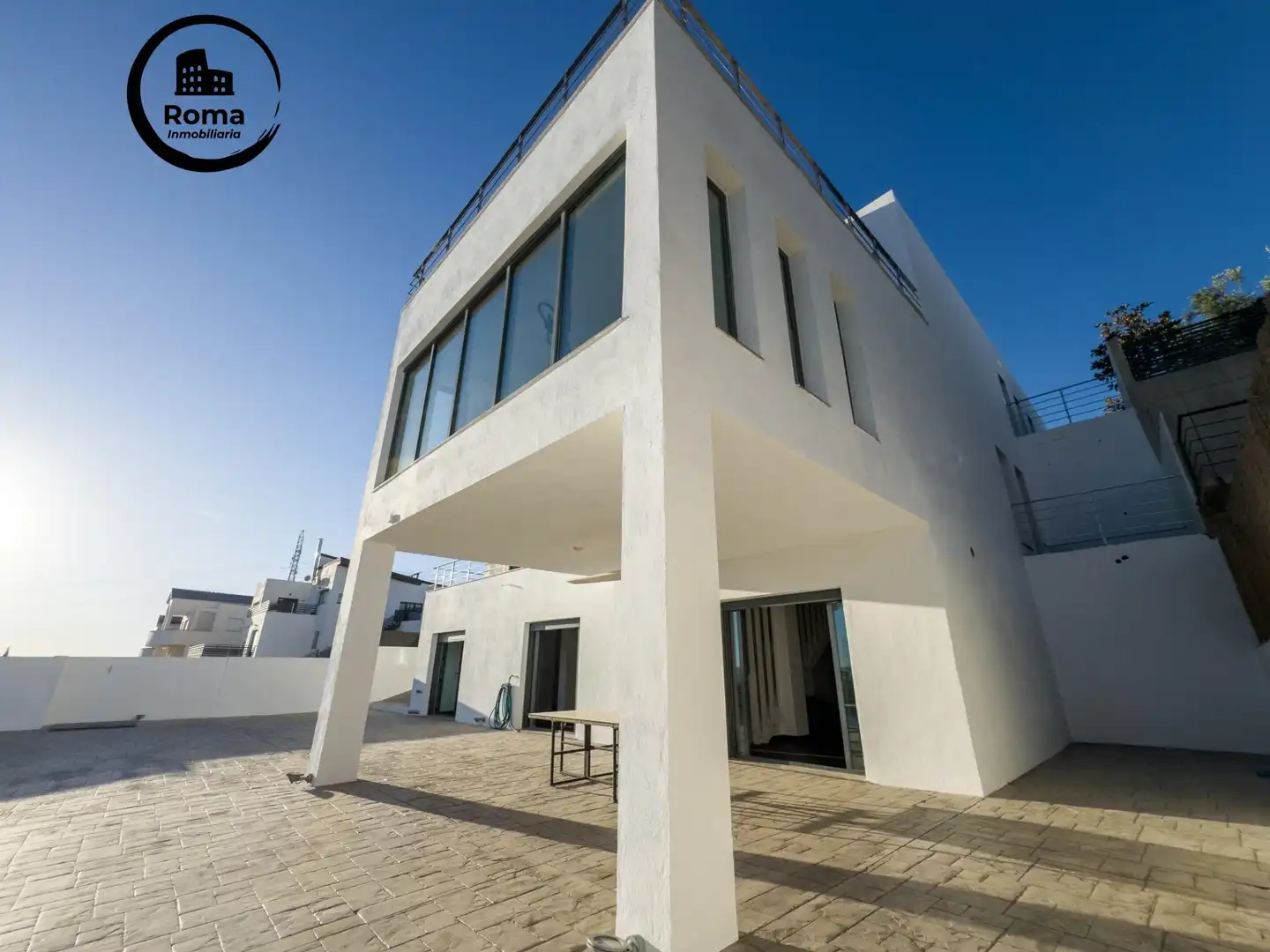 Vista exterior de Casa o chalet en venta en La Zubia con Aire acondicionado, Calefacción y Jardín privado