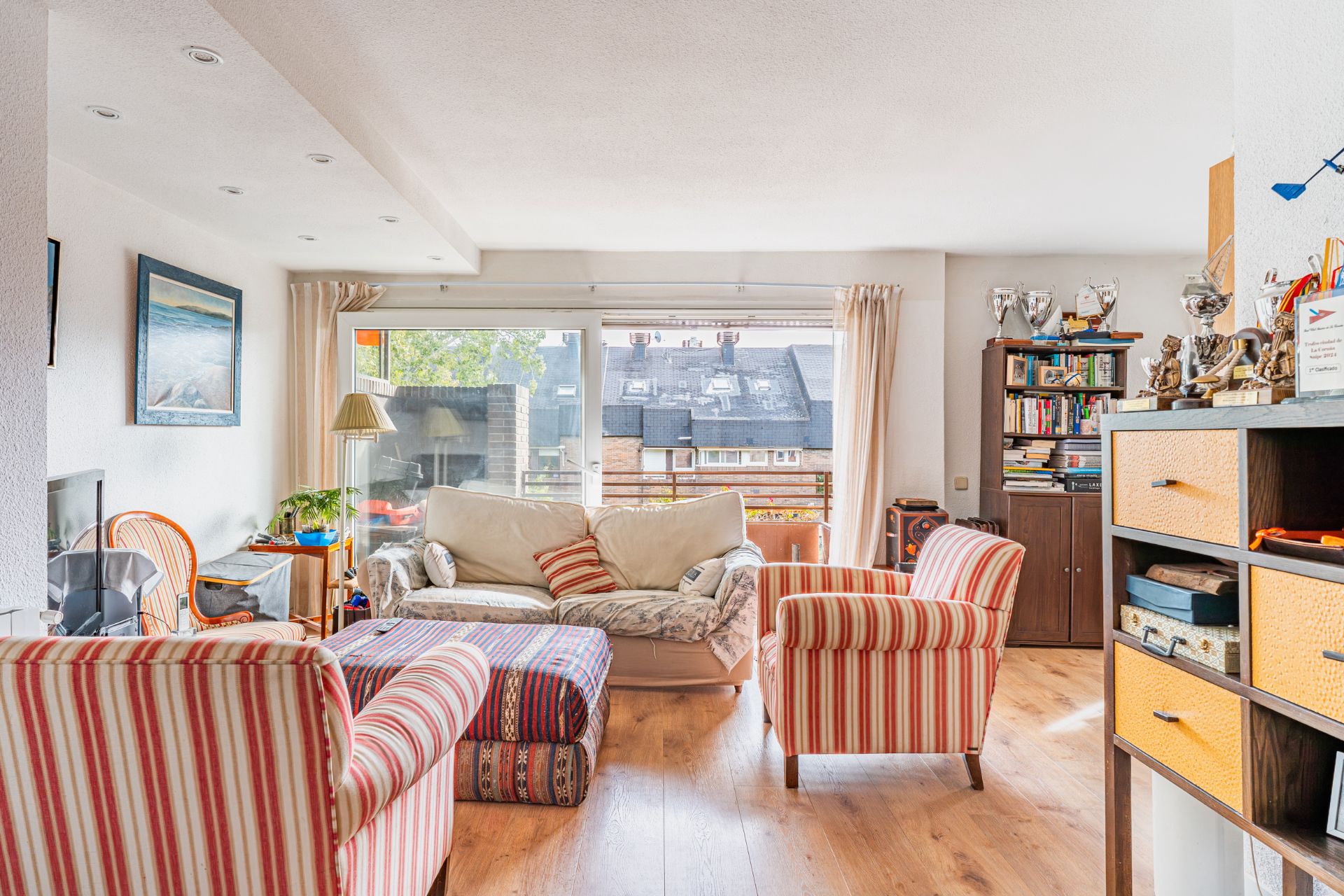 Living room of Flat for sale in Majadahonda  with Heating, Private garden and Terrace