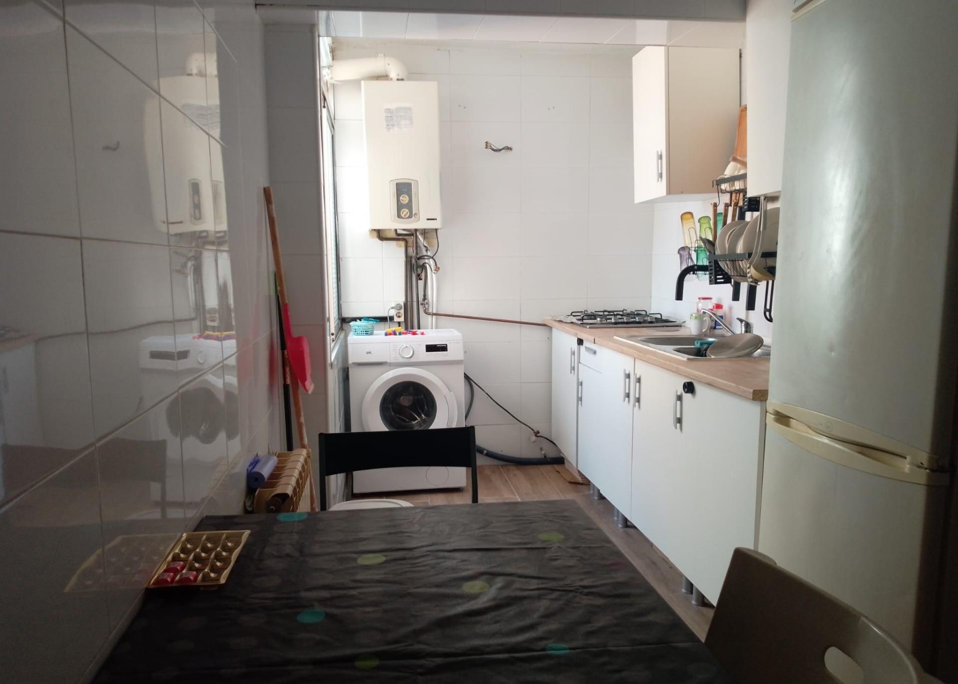 Kitchen of Flat for sale in  Tarragona Capital  with Heating