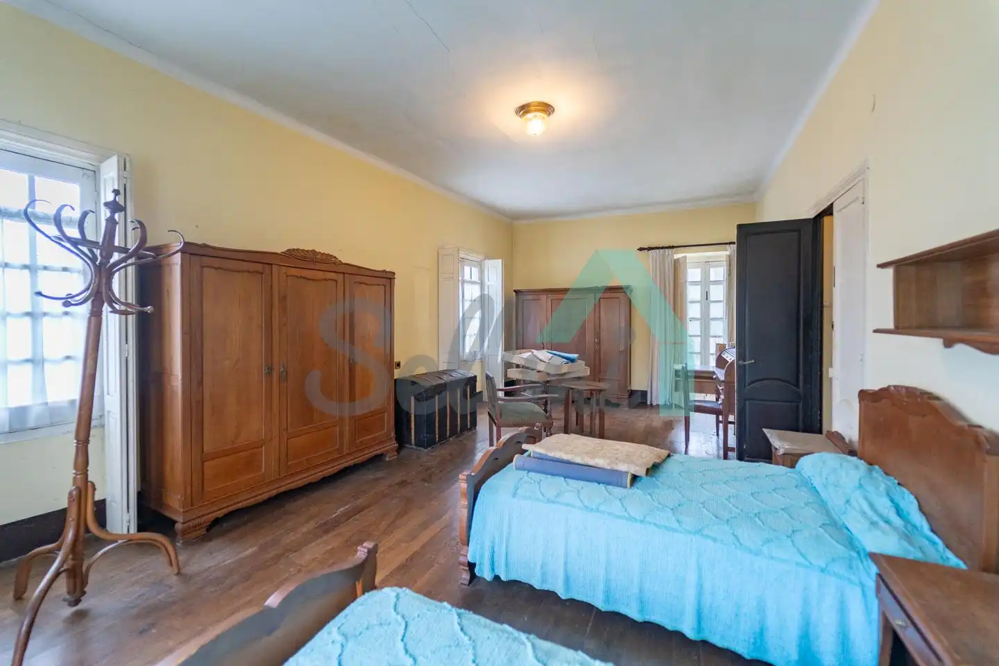 Dormitori de Casa o xalet en venda en Piloña amb Jardí privat, Parquet i Terrassa