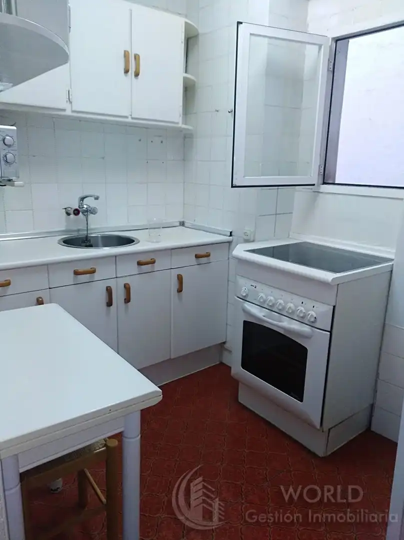 Flat with terrace for sale in Calle Carolina Coronado, imagen 12
