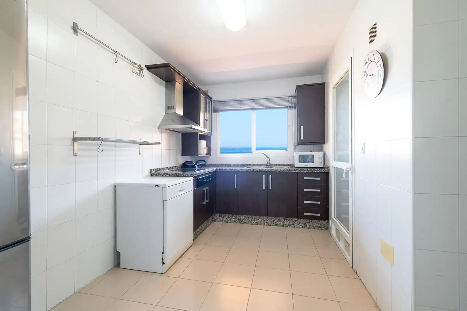 Cocina de Piso en venta en Málaga con Aire acondicionado, Terraza y Piscina comunitaria