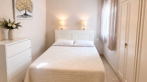 Foto 4 de Apartament en venda a Calle Troncón, 20, Puerto Deportivo, Fuengirola