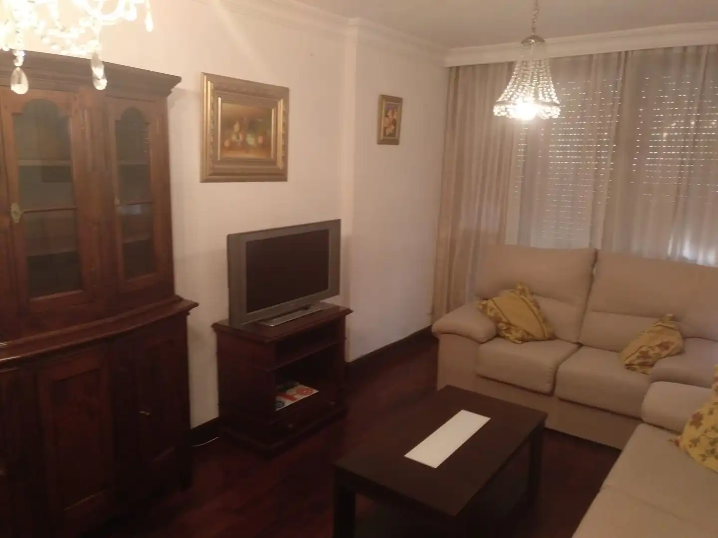 Sala de estar de Piso de alquiler en Sevilla con Aire acondicionado, Amueblado y Horno