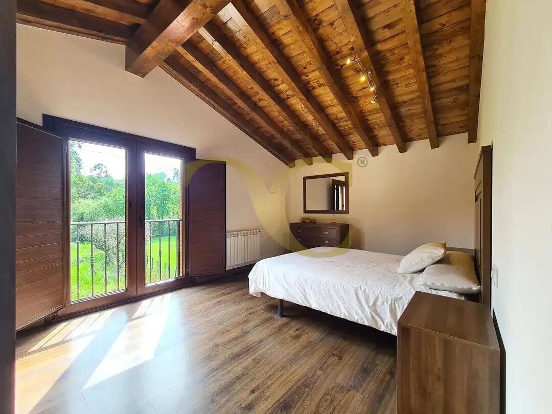 Habitación de Casa o chalet en venta en Ribadesella con Calefacción, Jardín privado y Trastero