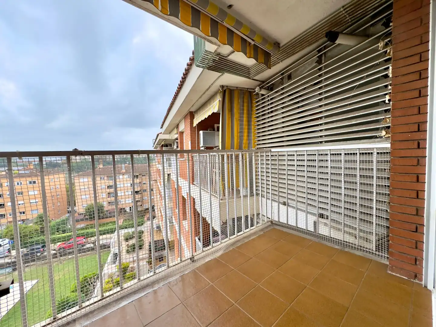 Terrasse von Maisonette zum Verkauf in Rubí mit Klimaanlage, Heizung und Parkett