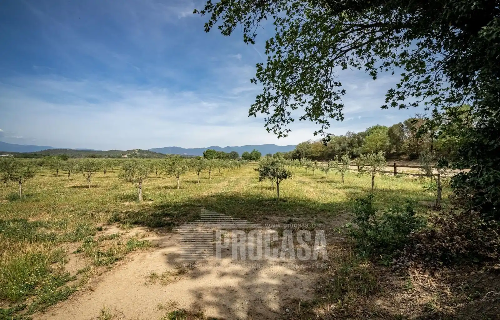 Houses for sale in Masarac i Vilarnadal  with Air Conditioner, Storage room and Swimming Pool