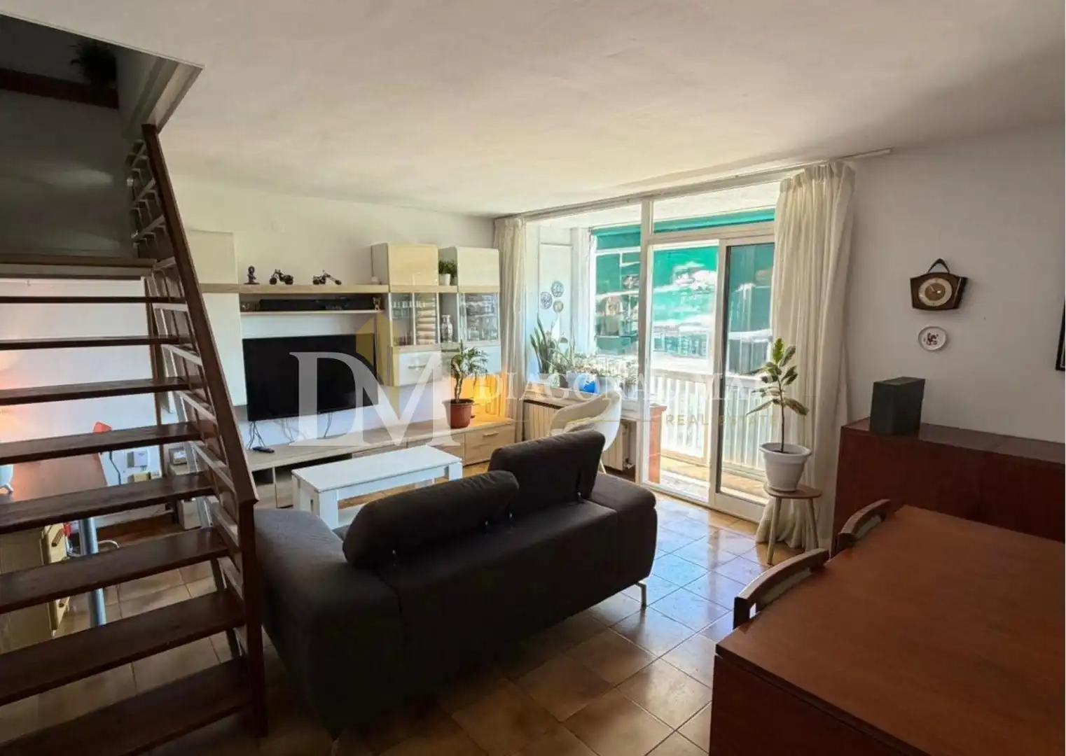 Vista exterior de Dúplex en venta en  Barcelona Capital con Calefacción y Balcón