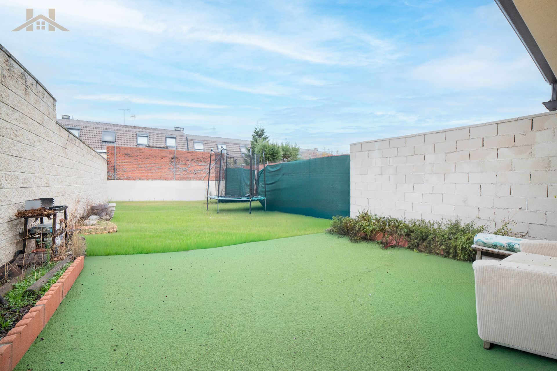 Jardí de Casa adosada en venda en Illescas amb Aire condicionat, Calefacció i Jardí privat