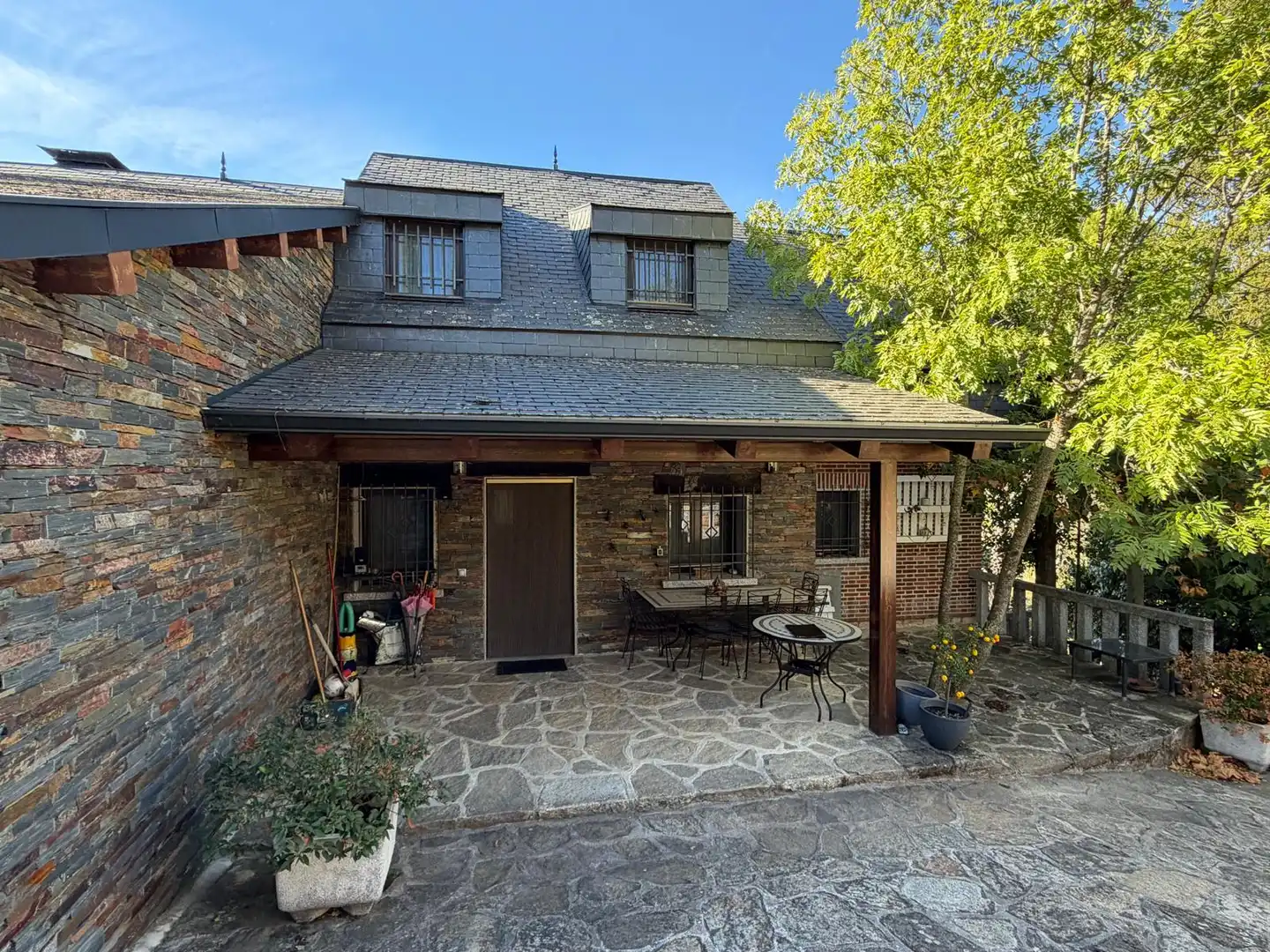 Villa mit Terrasse zum Verkauf in Valdemaqueda