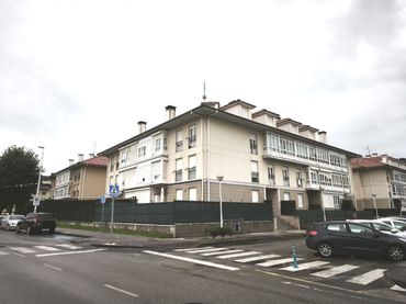 Flat with lift for sale in Cartes