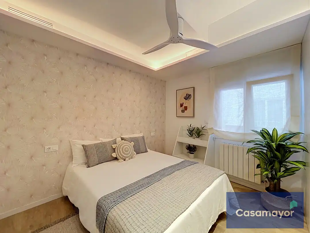 Habitación de Piso en venta en Alicante / Alacant con Aire acondicionado, Calefacción y Terraza