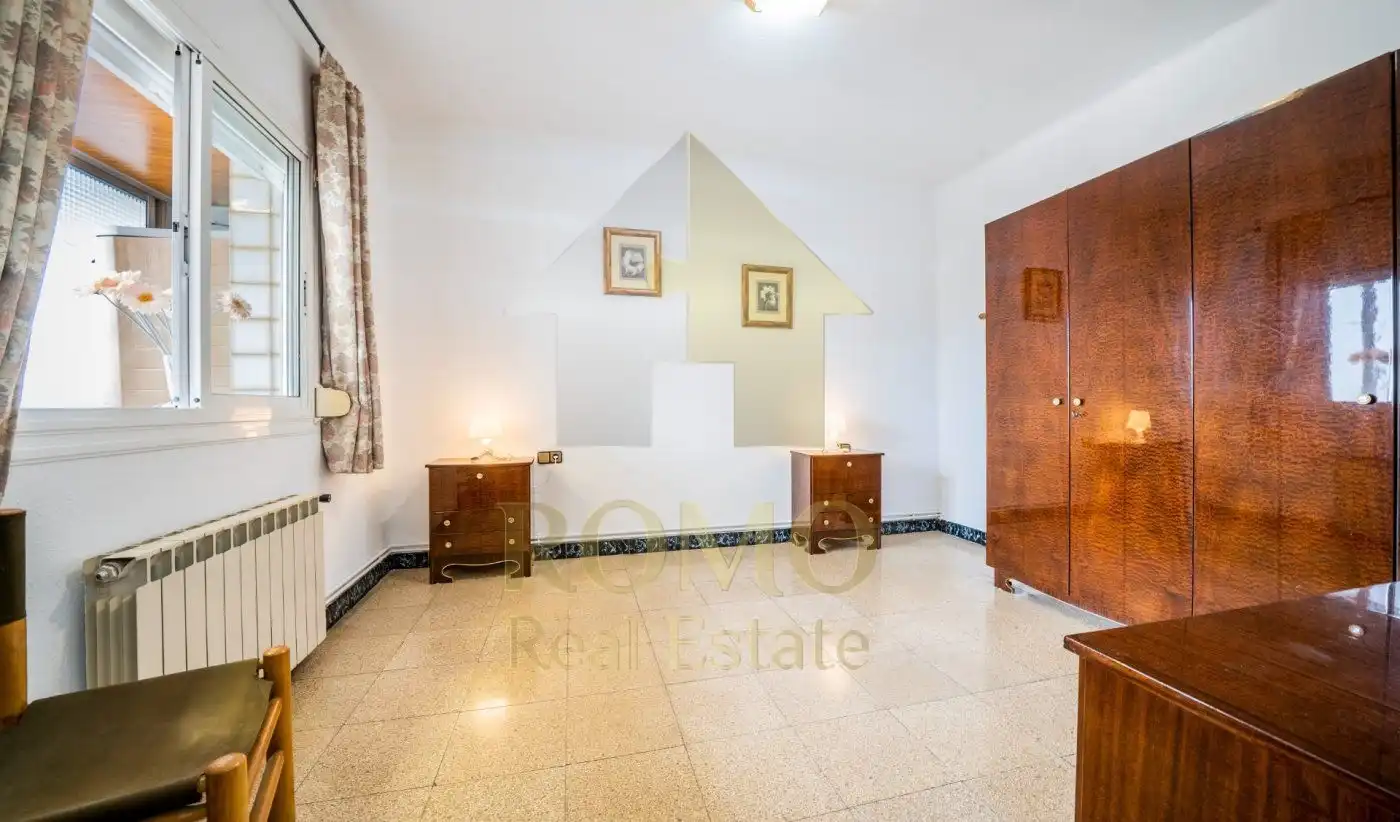 Habitación de Edificio en venta en Santa Perpètua de Mogoda