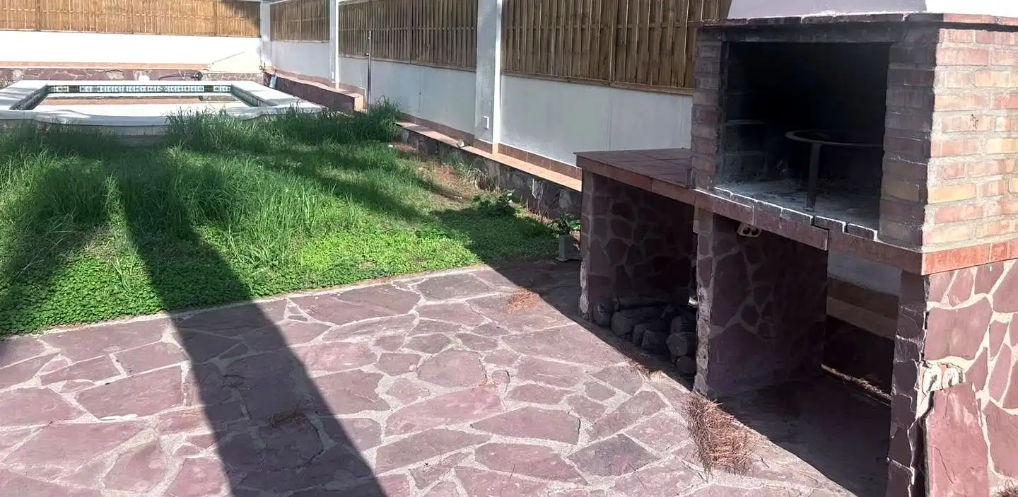 Terrasse von Haus zum Verkauf in Benicasim / Benicàssim mit Klimaanlage, Privatgarten und Terrasse