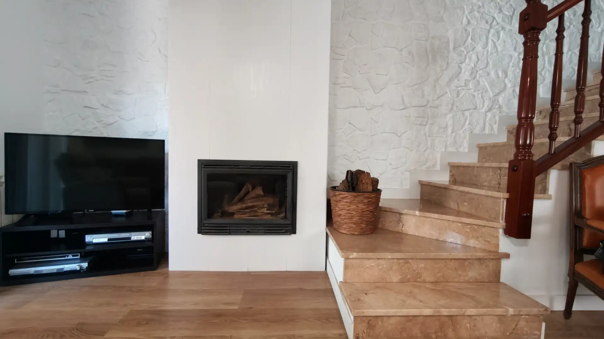 Sala de estar de Casa adosada en venta en Sant Salvador de Guardiola con Calefacción, Jardín privado y Parquet