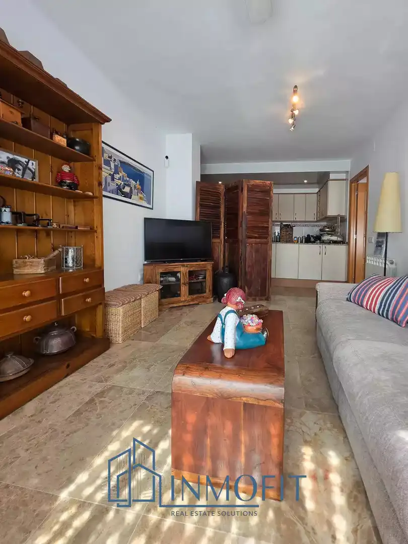 Flat with terrace for sale in C/ Vaticá
