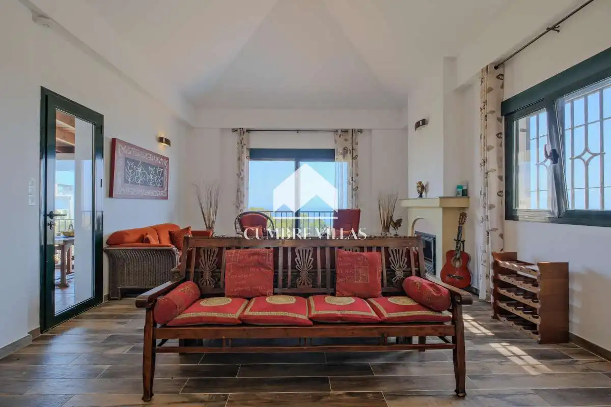 Sala de estar de Casa o chalet en venta en Almuñécar con Terraza, Amueblado y Internet