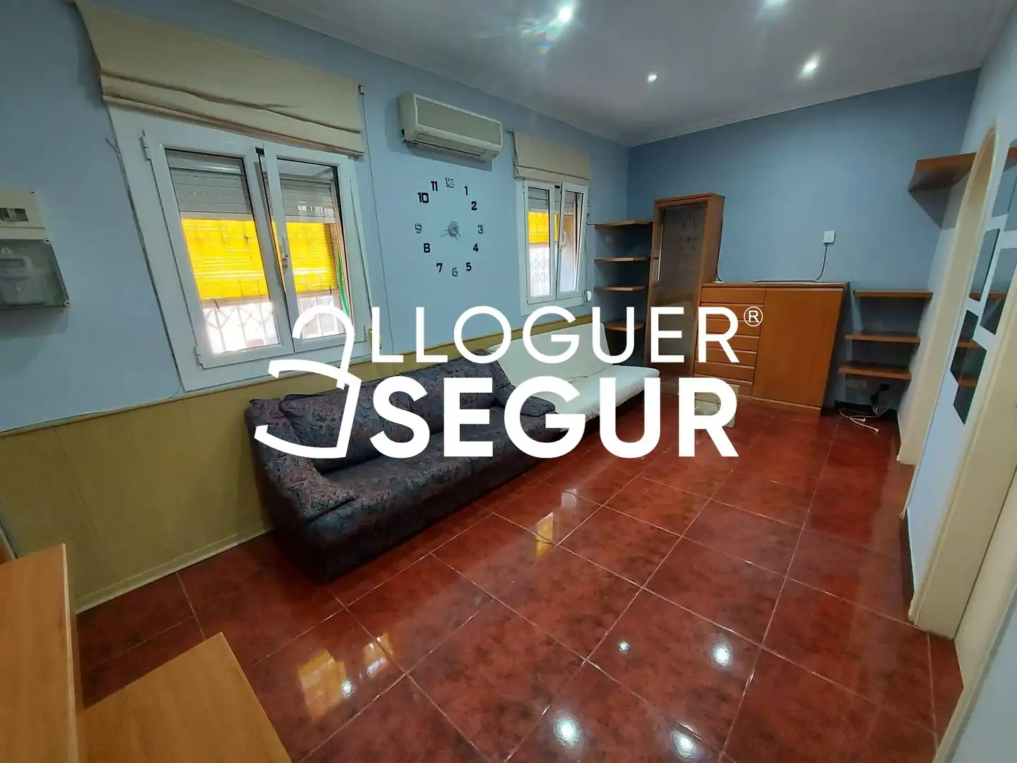 Flat for rent in  Barcelona Capital  with Air Conditioner and Furnished