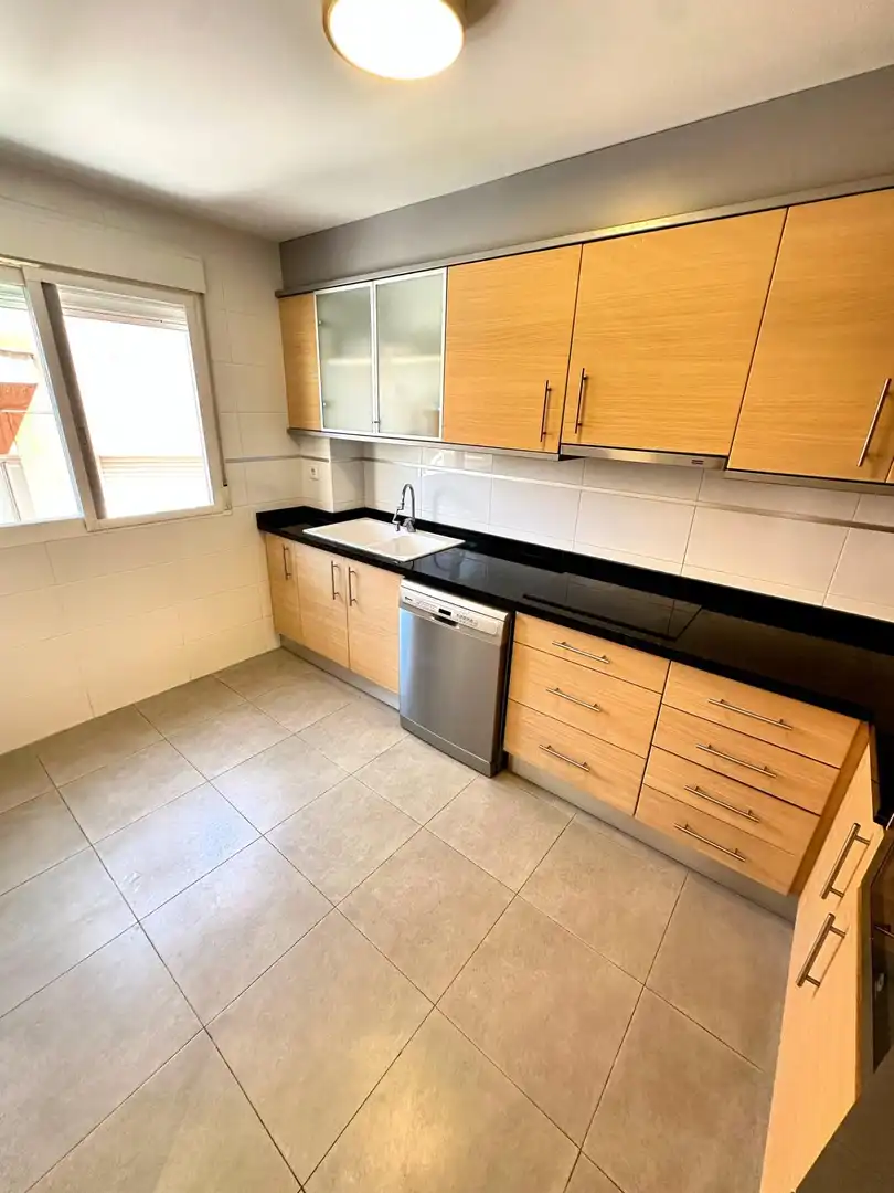Cuina de Dúplex en venda en Vilallonga / Villalonga amb Aire condicionat, Calefacció i Terrassa