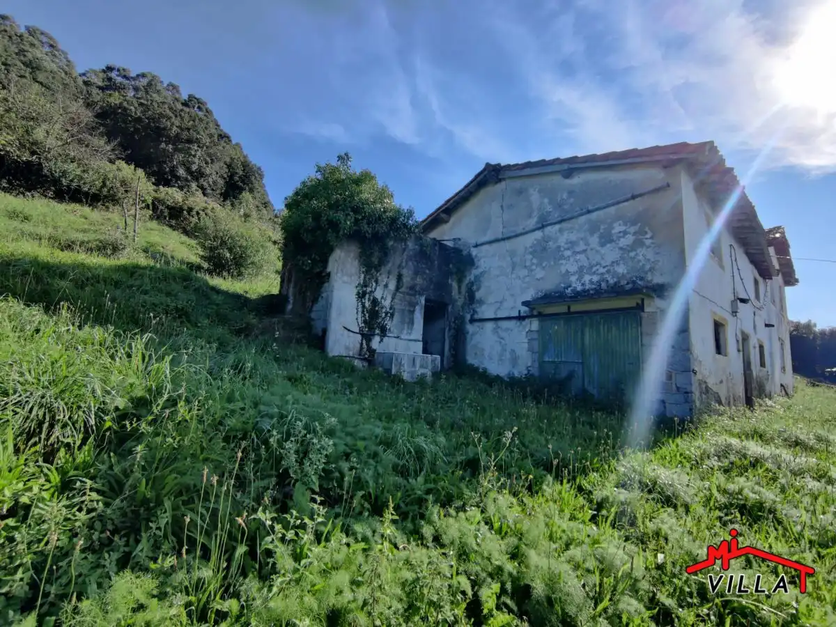 Exterior view of Houses for sale in Laredo