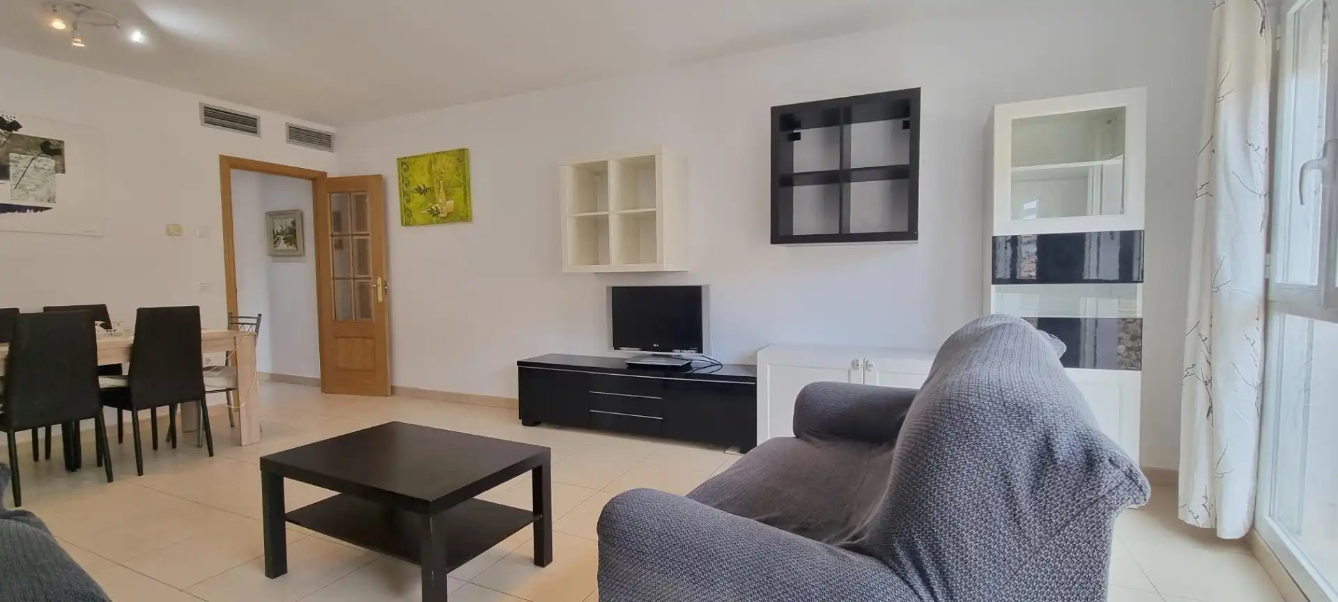 Sala d'estar de Pis en venda en Épila amb Calefacció, Terrassa i Traster