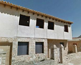 Exterior view of Country house for sale in Meneses de Campos