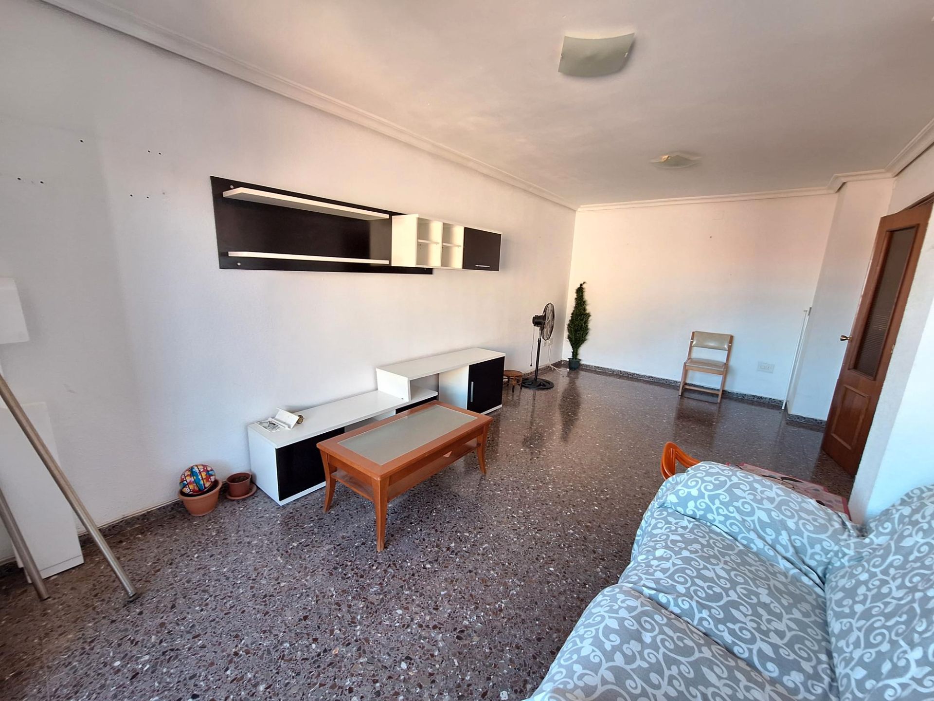 Sala d'estar de Pis en venda en Turís amb Balcó